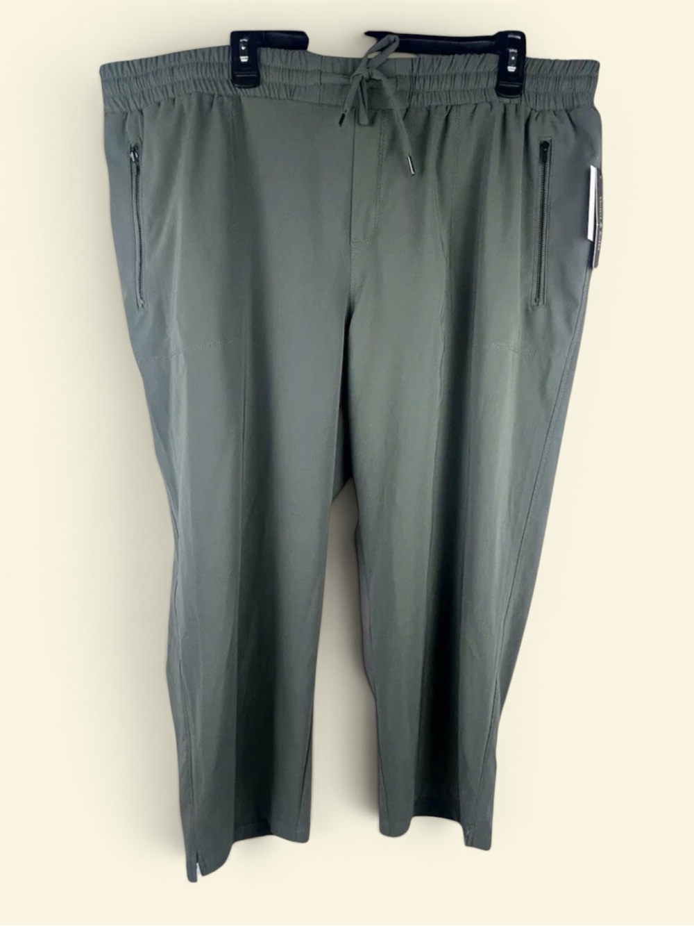 Women's Olive Green Cropped Drawstring Pants